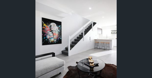 Chic & Stylish - Renovated from Top to Bottom - Photo 1