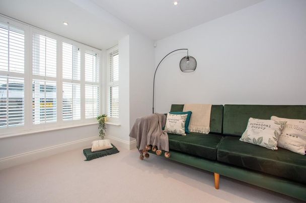 4 bedroom townhouse to rent - Photo 1