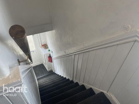 1 bedroom in a house share to rent - Photo 5