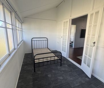 Great Location! - Photo 5