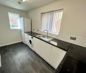 Brunel Close, Stoke, Coventry - Photo 2
