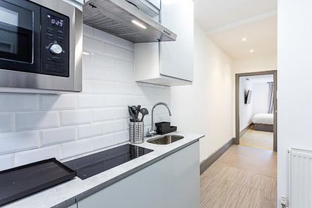 Studio to rent - Photo 5