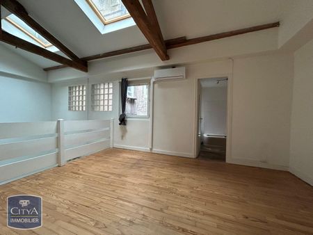 Location Appartement 2 pièces 62m² ST ETIENNE 42000 - Photo 2