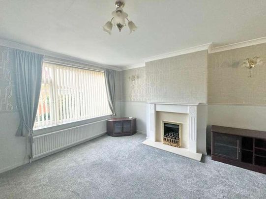 Granny Avenue, Leeds, LS27 - Photo 1