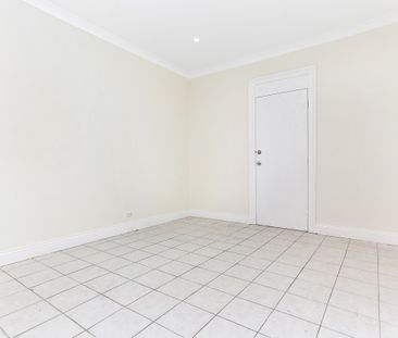 202 Parramatta Road, Stanmore NSW 2048 - House For Rent | Domain - Photo 2