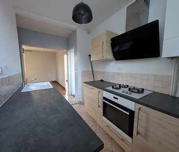 Location Appartement 3 pièces 50m² - Photo 2