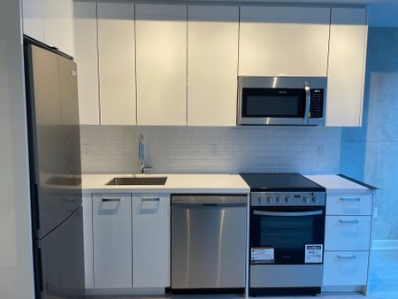 For Lease - 284 King Street Unit# 908, Toronto, Ontario - Photo 3