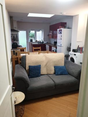 3 bedroom semi-detached house to rent - Photo 1