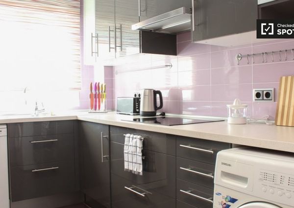 madrid, Community of Madrid 28024