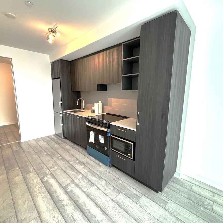 For Lease - 260 Malta Avenue Unit# 701, Brampton, Ontario - Photo 1