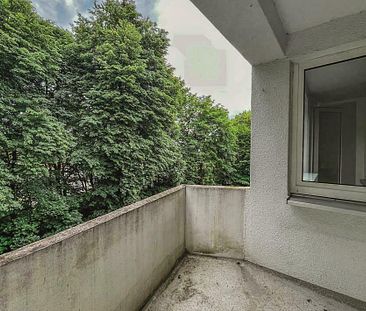 Erstbezug nach Sanierung: Großzügige 3-Zimmer-Wohnung in ruhiger Seitenstraße - Foto 5