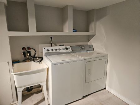 For Lease - 926 Ledbury Crescent, Mississauga, Ontario - Photo 4