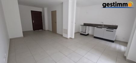 Location Appartement 3 pièces 55m² CAYENNE 97300 - Photo 2