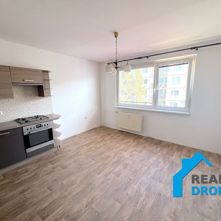 Pronájem bytu 1+1 42 m² - Photo 1