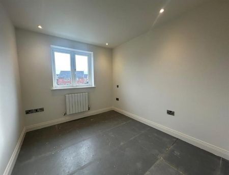 4 Bedroom Detached To Let - Photo 2