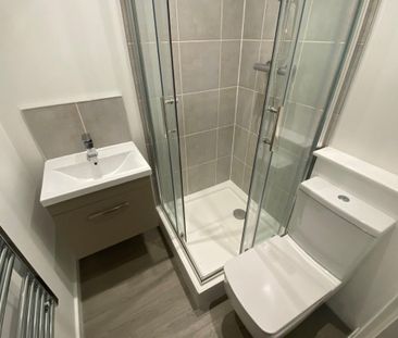 Kirkstall Road - Photo 5