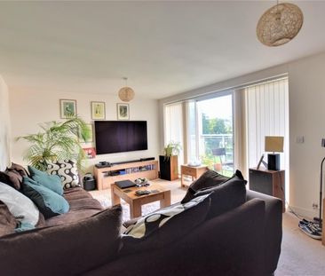 HEMEL HEMPSTEAD - Photo 2
