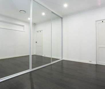 31 Noble Avenue, Punchbowl NSW - Photo 3