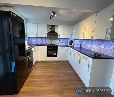 1 bedroom in a house share to rent - Photo 5