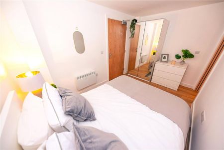 3 bedroom terraced house to rent - Photo 5