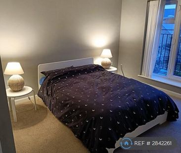 1 bedroom in a house share to rent - Photo 5