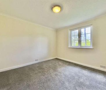 Carvynick Cottages, Summercourt, TR8 - Photo 4