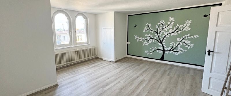 IN WUNDERSCHÖNER ALTSTADTVILLA: 4 STUDENTENZIMMER - ZENTRUM RV - Photo 1