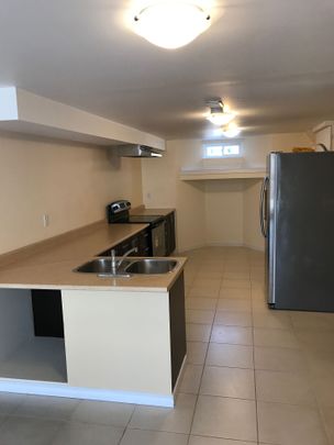 For Lease - 354 ceremonial Drive, Mississauga, Ontario - Photo 1