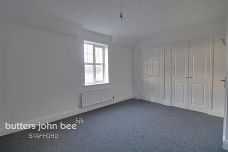 4 bedroom detached house to rent - Photo 2