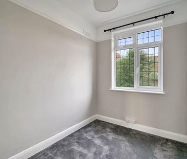 3 bedroom end of terrace house to rent - Photo 5