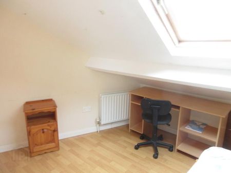 Two Great Apartments, 1 Carmel Street, Queens Quarter, Belfast, BT7 1QE - Photo 5