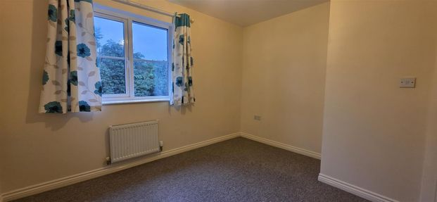 Bullingham Lane, Hereford - Photo 1