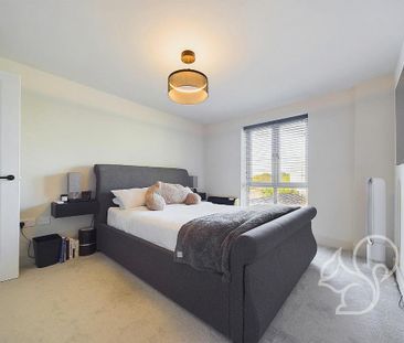 2 bedroom penthouse to rent - Photo 4