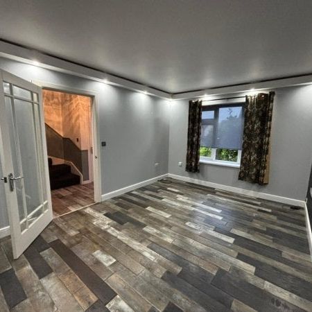 Maes Croffte, Ammanford, SA18 - Photo 1