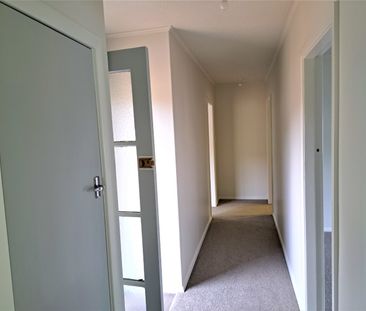 Wainuiomata Living - Photo 5