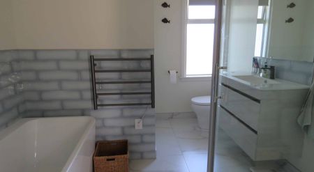 Well-Appointed Family Home - Photo 5