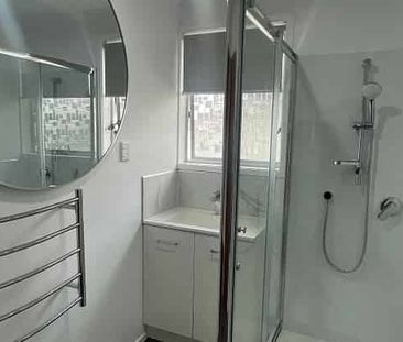 Charming 3BR Home in Half Moon Bay! - Photo 2