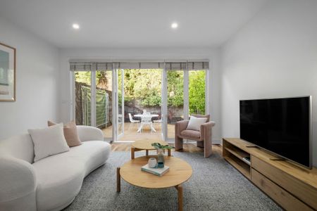 19B Kaikoura Avenue, Hawthorn East VIC 3123 - Townhouse For Rent | Domain - Photo 5