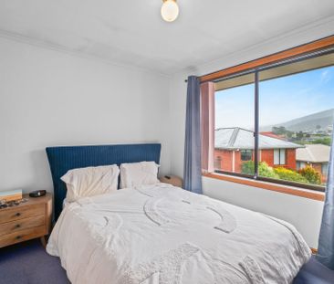 Easy and Convenient Living - Photo 3