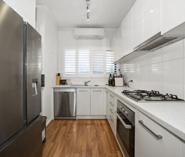 Spacious Ground Floor Two-Bedroom Unit | Beachside Lifestyle Opport... - Photo 3