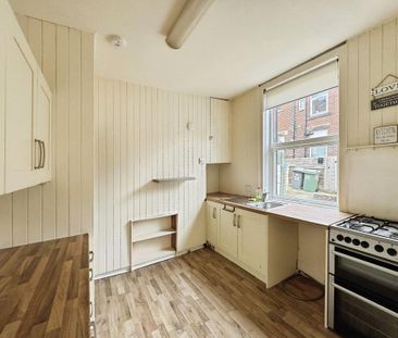 2 bedroom terraced house to rent - Photo 6