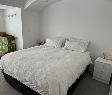 Spacious 2-Bedroom Home for Lease in Desirable Campbells Bay - Photo 2