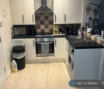 Studio to rent - Photo 2