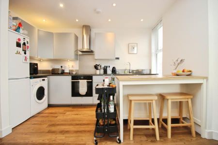 2 bedroom flat to rent - Photo 5