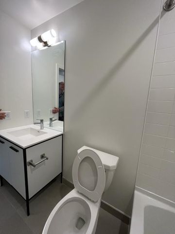 For Lease - 185 Deerfield Road Unit# 114, Newmarket, Ontario - Photo 2