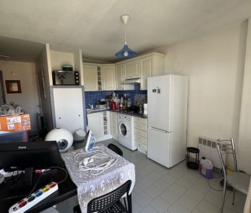 À louer : Appartement meublé 2 pièces avec vue sur mer à Sausset Le... - Photo 3