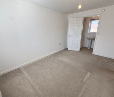 Wright Drive, Bircotes, DONCASTER - Photo 3