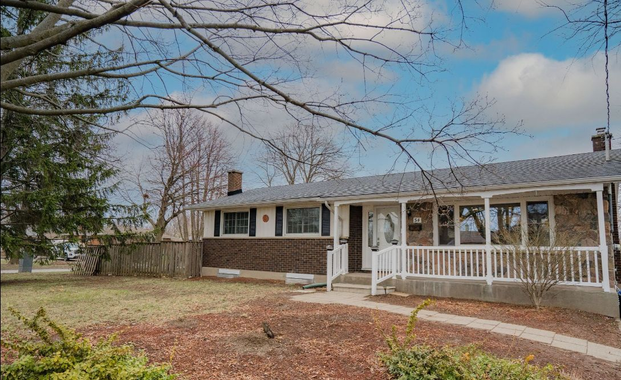 For Lease - 34 Royal Manor Drive Unit# Main, St. Catharines, Ontario - Photo 1