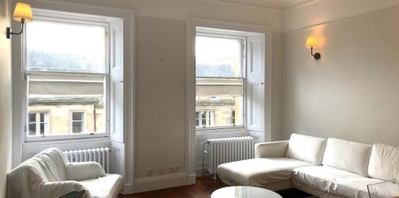 3 bedroom flat to rent - Photo 3