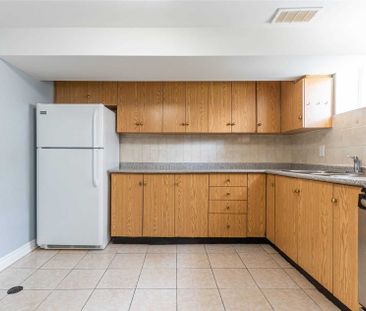 For Lease - 17 Manitou Crescent Unit# Basement, Brampton, Ontario - Photo 6